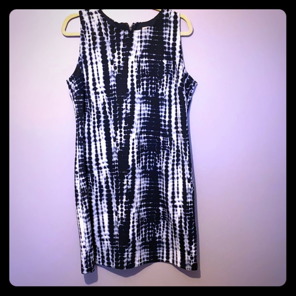 MK Patterned Shift Dress